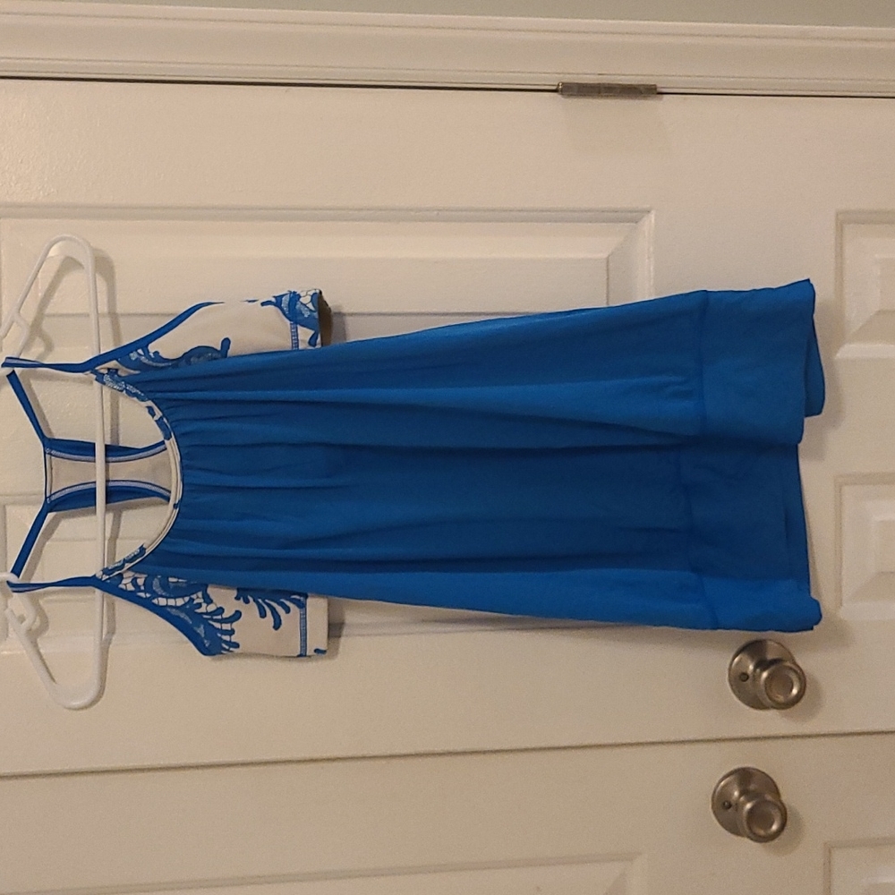 Lululemon size 8 blue